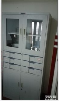 成都辦公設備轉讓 九成新會議桌、打印機、保險柜、電腦等一應俱全